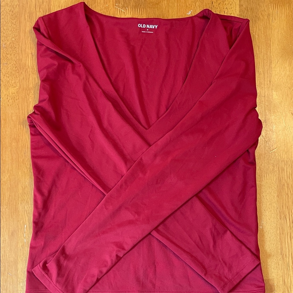 Old Navy Women's Deep Red V-Neck Long Sleeve